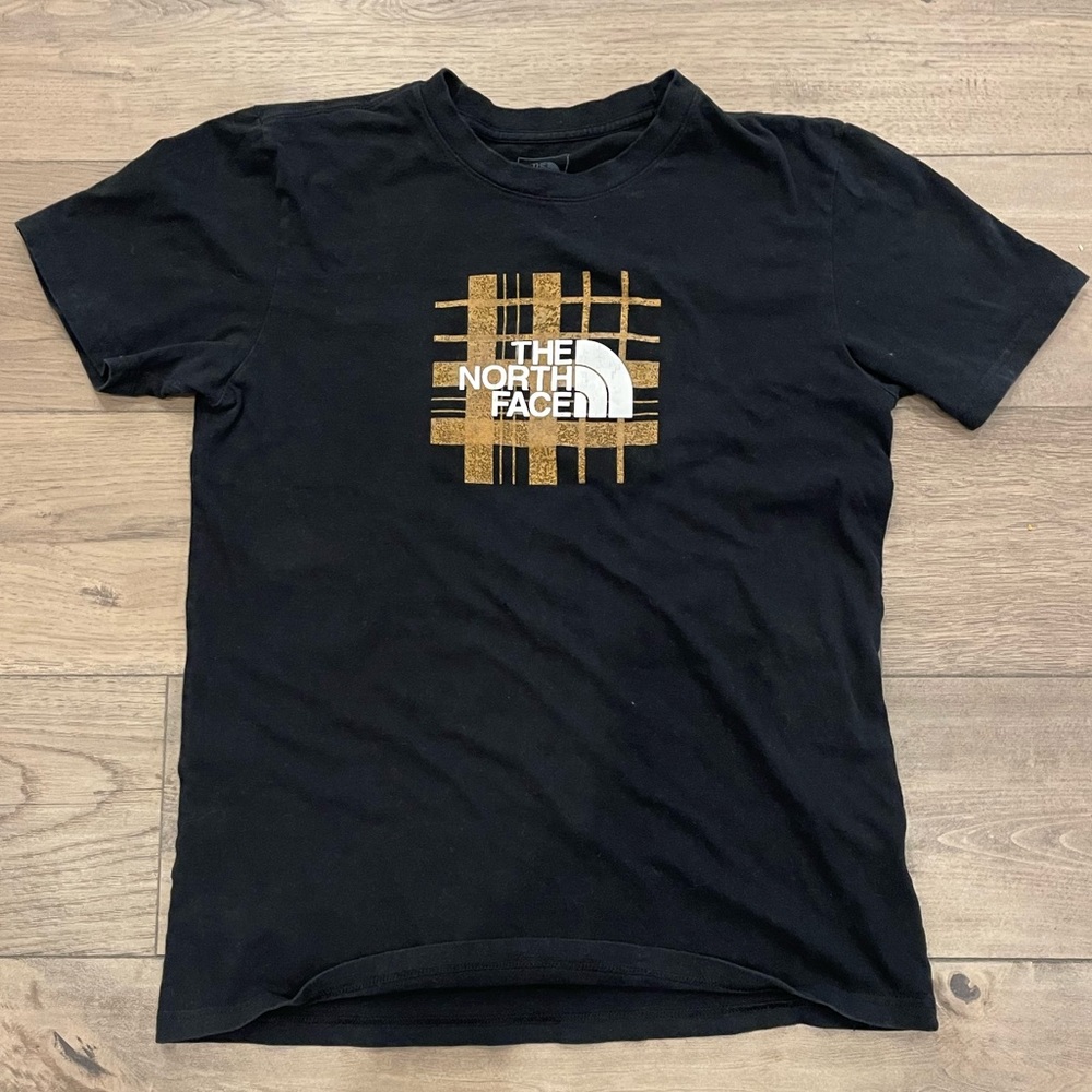 The North Face men’s t-shirt